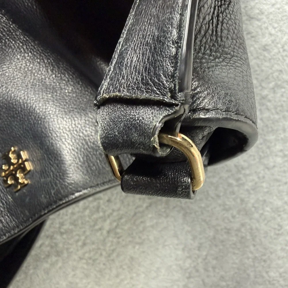 Tory‎ Burch Frida Black Pebbled Leather Hobo Bag Purse Top Handle Tote Classic